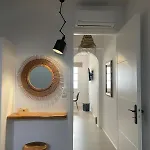 Konstantza's Elegant