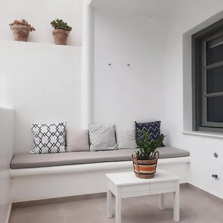 Апартаменты Konstantza's Elegant Naxos City