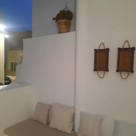 Konstantza's Elegant Naxos City