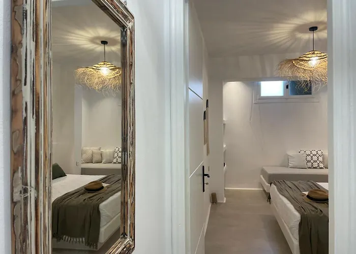 Konstantza's Elegant Naxos City