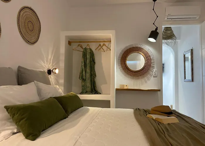 Konstantza's Elegant