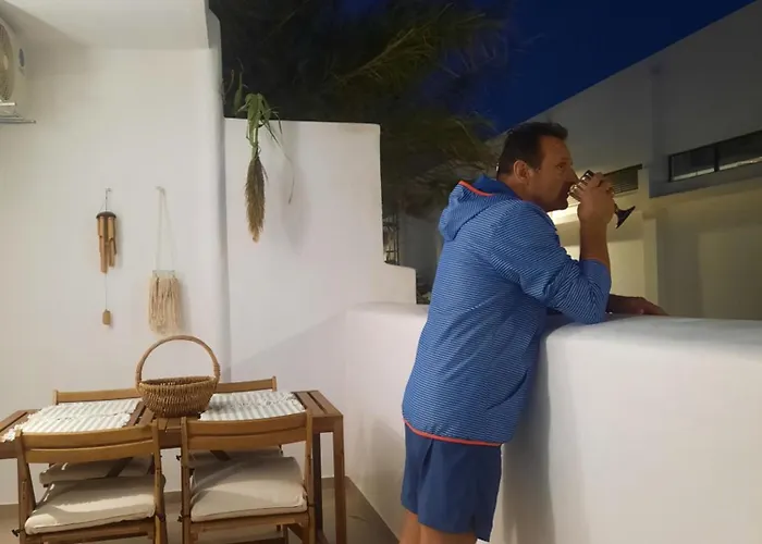 Konstantza's Elegant